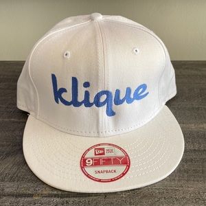 Klique snap back hat